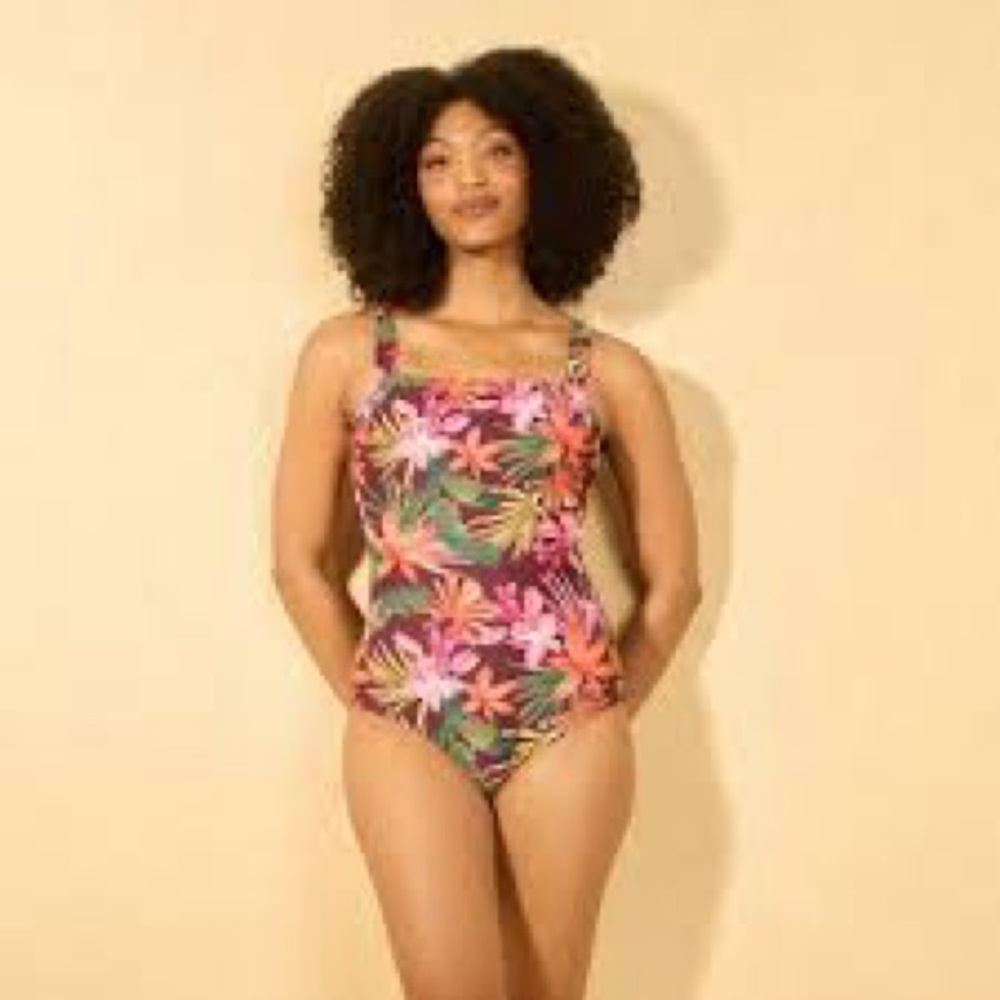 NWT Shade & Shore Vibrant Floral One Piece Swimsuit
